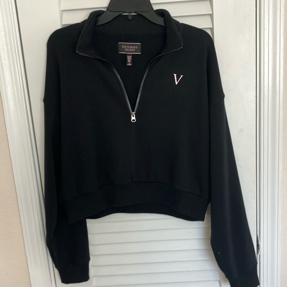 Victoria’s Secret crop sweater